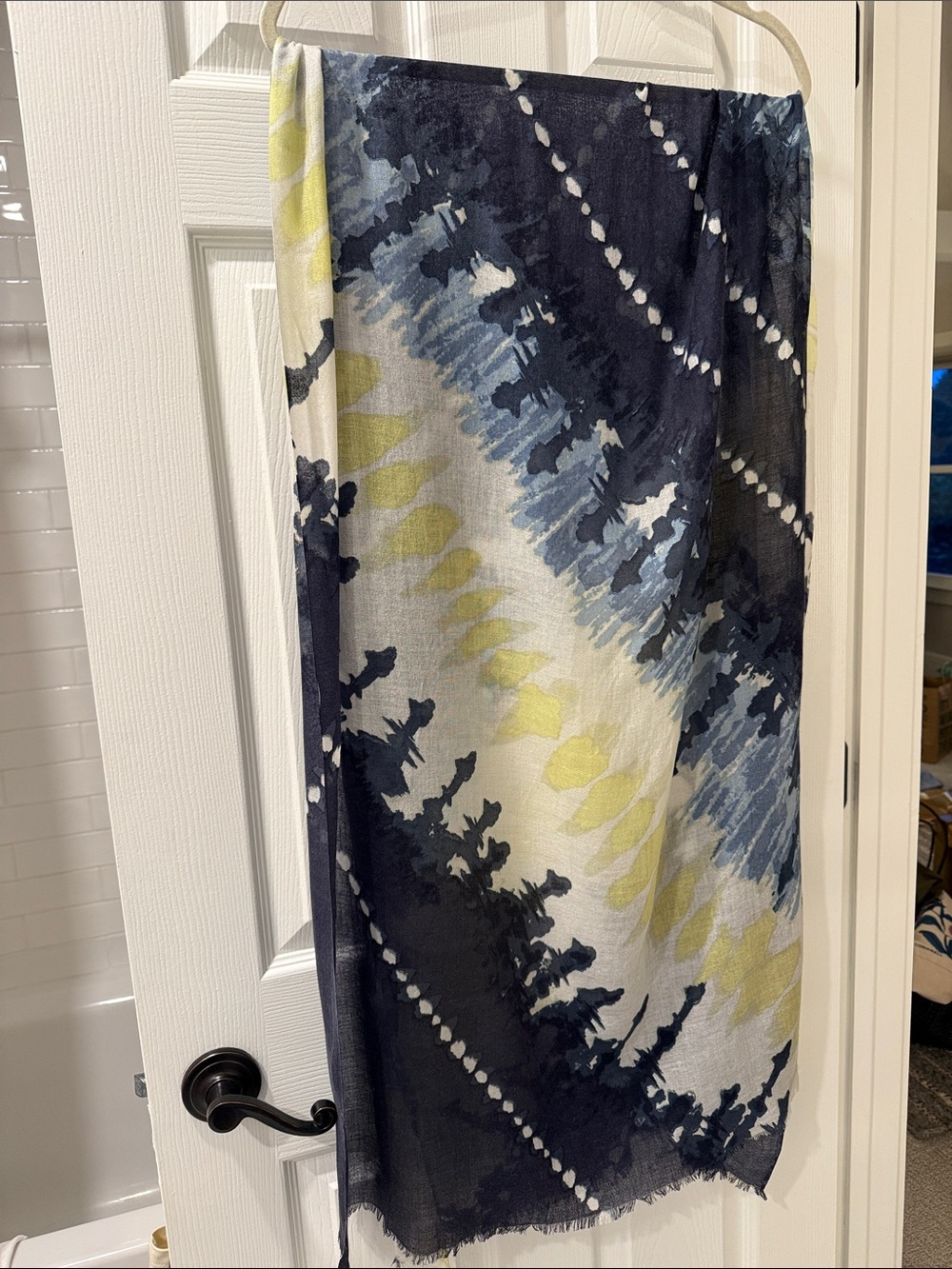 Kinross Lightweight Navy & Yellow Tie-Dye Cashmere and Silk Scarf
